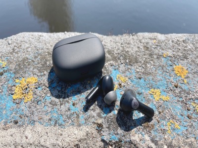 Best Wireless Earbuds in Pakistan - Soundpeats Air Series 3 Deluxe vs Soundpeats Air3 Pro