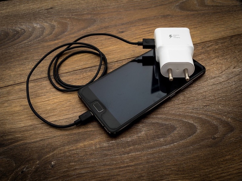 Common Myths About Phone Charging
