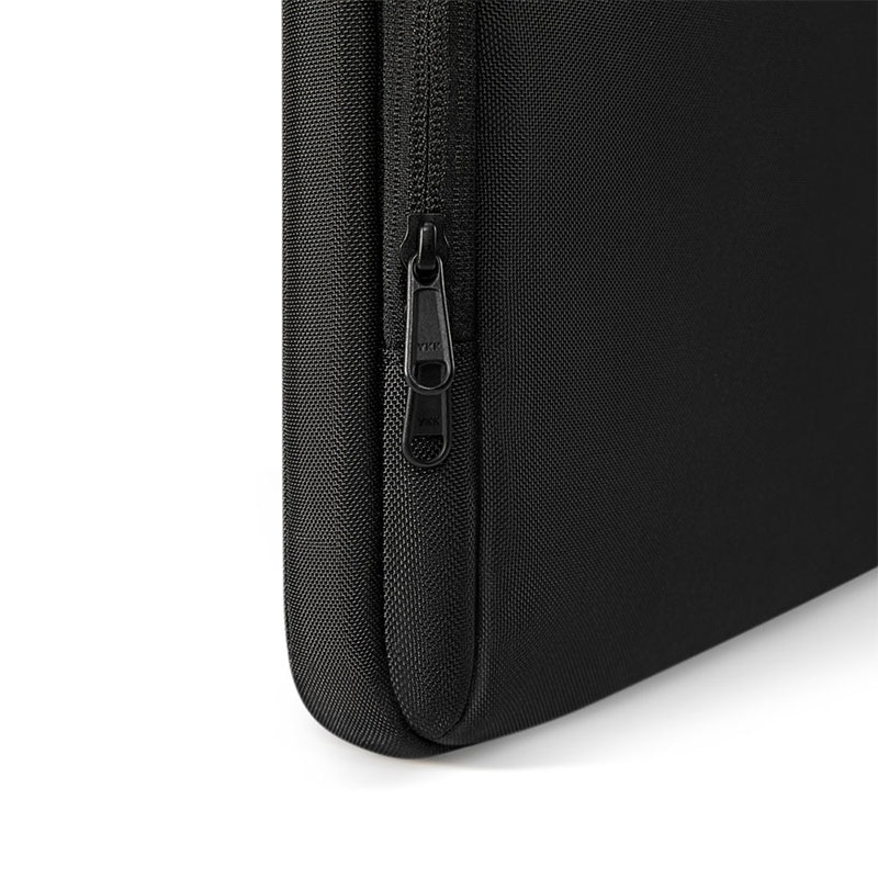 Quick-Access Side Zipper Opening