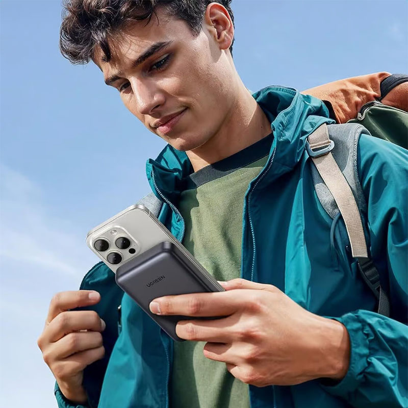 Powerful 10,000mAh Capacity