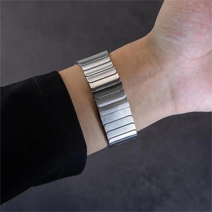 Elegant Bracelet Style