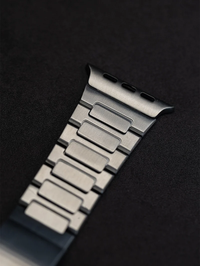 Grade 2 Titanium Detail
