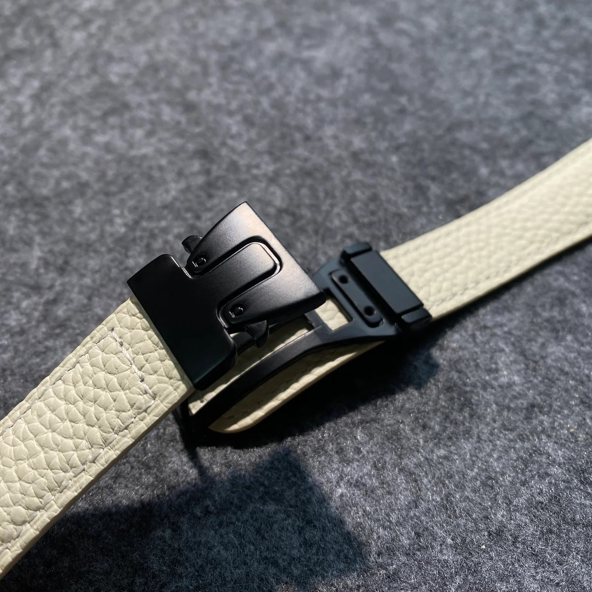 Secure Clasp Detail