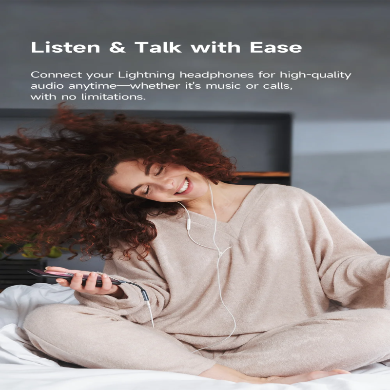 Mcdodo Lightning to USB-C Adapter Cable 24W Fast Charging Data Transfer – CA-4870