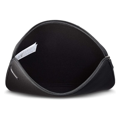 Amazon Basics 13.3-Inch Laptop Sleeve, Protective Case with Zipper - Black