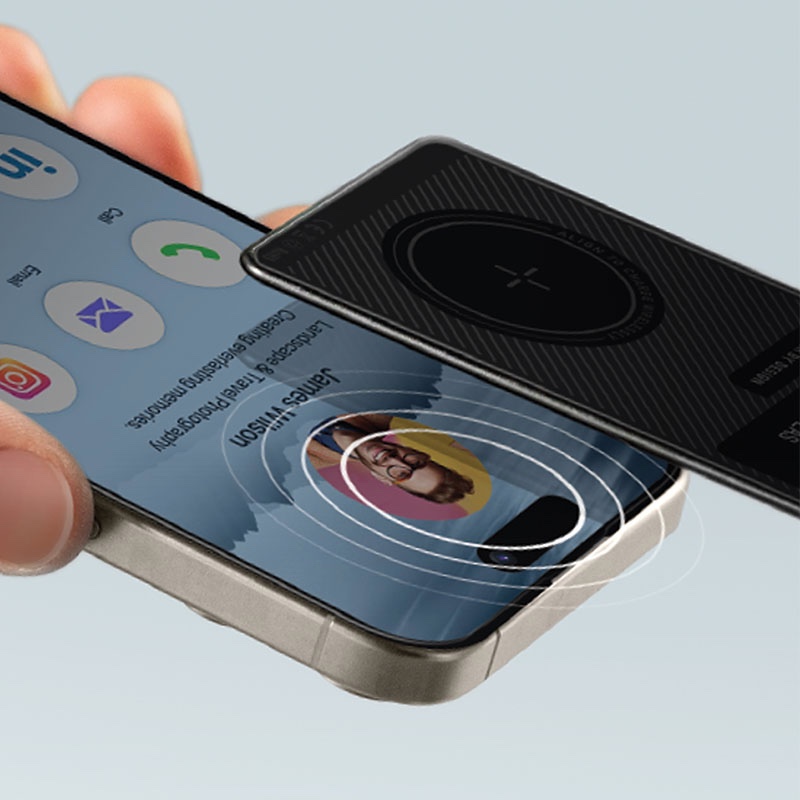 Uniq Atlas Ultra Slim Card Sized Wallet Tracker with NFC