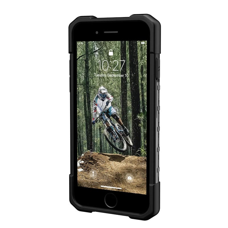 Buy Original UAG iPhone SE 2022 Phone Cases in Pakistan at Dab Lew Tech