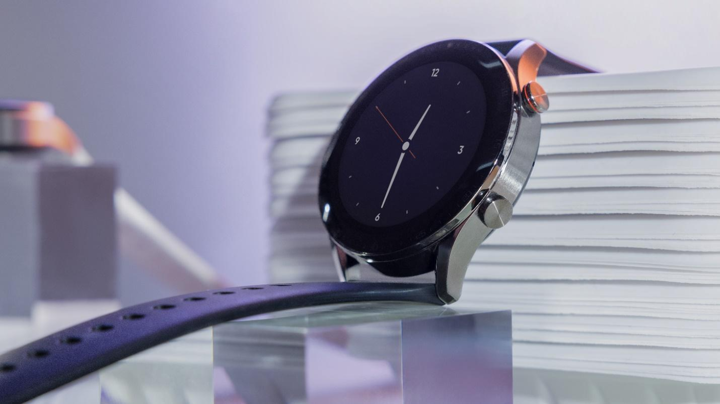 Best Bluetooth Calling Smartwatch in Pakistan - Dizo Watch R Talk