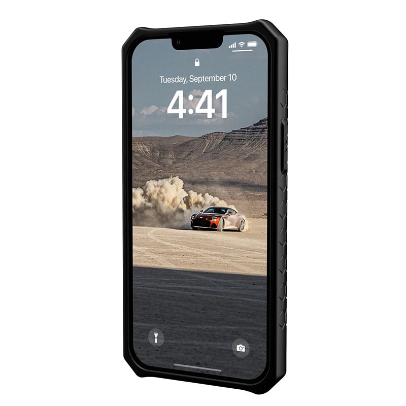Buy iPhone 14 Plus Carbon Fiber Case in Pakistan