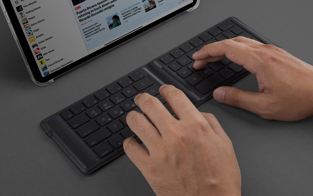 Boost Your Productivity On-The-Go with the UNIQ Forio Foldable Bluetooth Keyboard